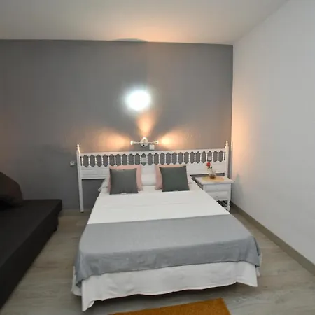 Guest house Hb *