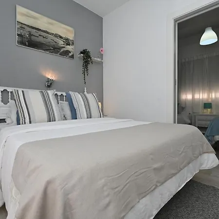 Guest house Hb *